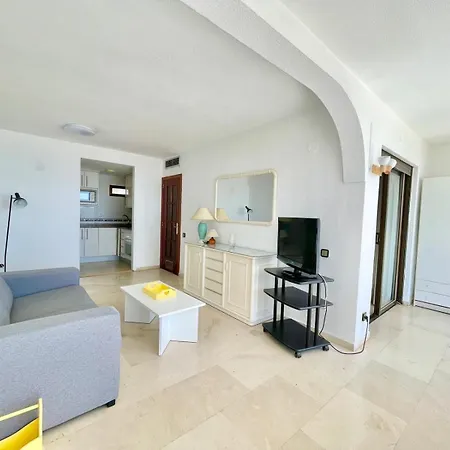 Апартаменты Gemelos 1 Seafront Levante