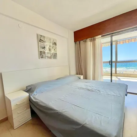 Gemelos 1 Seafront Levante Апартаменты *
